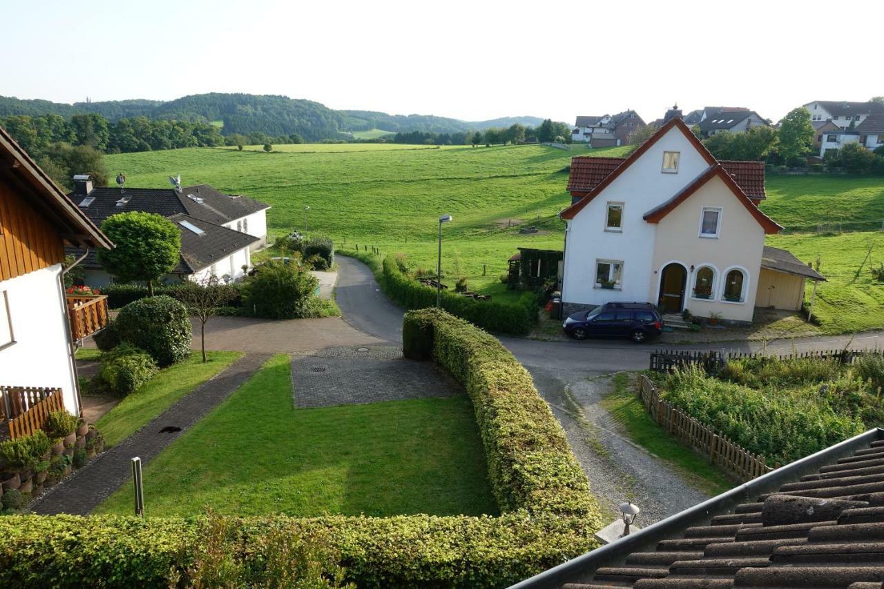 Ferienwohnung Lindlar-Linde Luaran gambar
