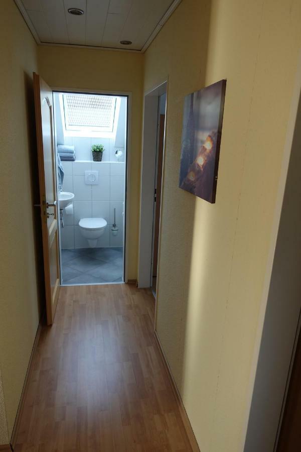 Ferienwohnung Lindlar-Linde Luaran gambar