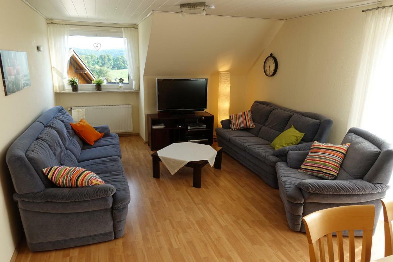 Ferienwohnung Lindlar-Linde Luaran gambar